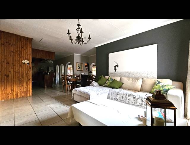 3 BEDROOM HOUSE RENTED IN GARSFONTEIN